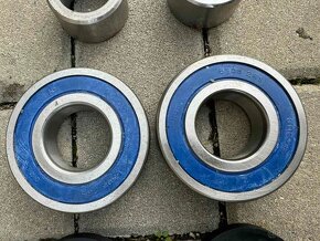 Volha Gaz-24,Gaz 2410, ložiska poloos zadní nápravy - 4