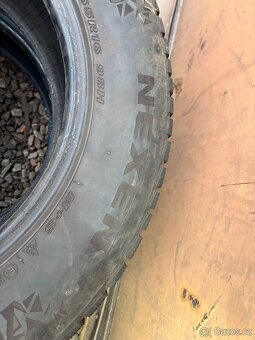 Zimní pneu 215/65 r16 - 4