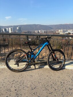 Mondraker downhill - 4