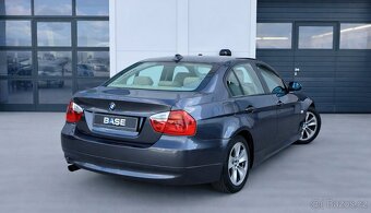 •BMW 320i A/T, Bi-XENON, NAVIGACE, PDC, TEMPOMAT• - 4