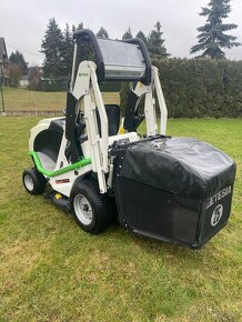 Zahradní, komunální traktor Etesia Buffalo 100 4x4 - 4