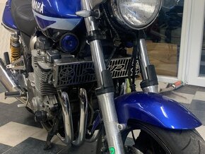 Yamaha XJR 1300 - 4