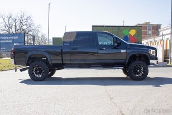 Dodge RAM 2500 - 4