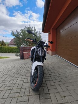 Ktm duke 125 - 4