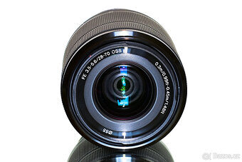 Sony FE 28-70mm f/3,5-5,6 + UV filtr TOP STAV - 4