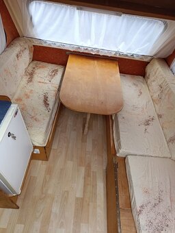 Karavan Polák n 126 - 4