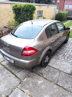 Renault Mégane 1.6, r.v. 2009, sedan – nekuřácký, garážovaný - 4