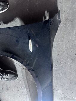 Blatníky bmw e60/61 přední levý/pravý - 4