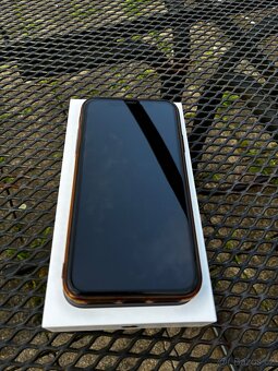 Iphone 11 - 4