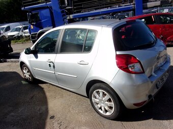Renault Clio III 1,5 DCi - 4
