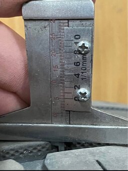 215/60 R17 - 4