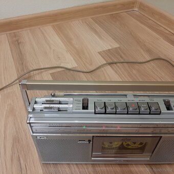 Radiomagnetofon - 4