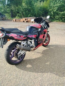 GSX-R 1100 - 4