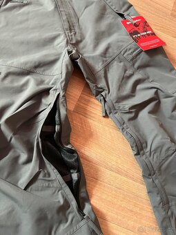 Nové snowboardové kalhoty Horsefeathers - 4