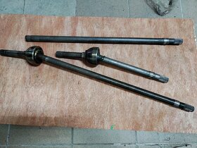 Poloosy a klouby Nissan Patrol 160/260 - 4