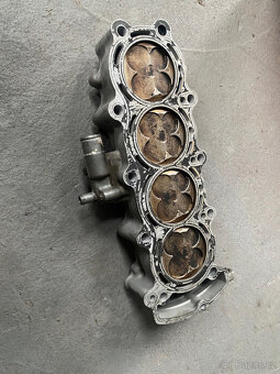 Kawasaki Ninja ZX-6R, hlava, díly do motoru - 4