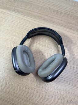 - AirPods Max 2020 - 4