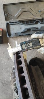 Brzdové kotouče BOSCH 0 986 479 265 pro BMW E90,E91,E92,E93 - 4