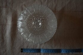 Dóza z broušeného skla - 4
