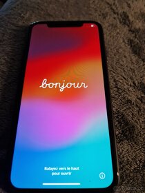 IPhone 11 black + I pods set - 4
