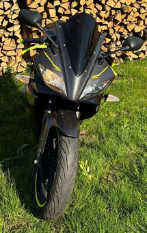 Yamaha YZF R125 - 4