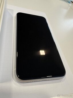 iPhone 11, White, 128GB, TOP STAV - 4