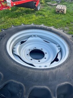 Pneumatiky MITAS + disky MASSEY FERGUSON 5711 M - 4