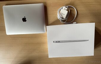 MacBook 13,3 stříbrný 16GB - 4