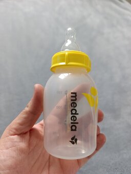 4x Dětská kojenecká lahev Medela Calma 150ml - 4