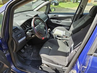 Opel Zafira 1,9 Diesel 7mimístné - 4