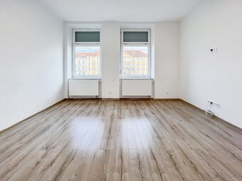 Pronájem bytu 2+kk po rekonstrukci - ul. Na Rejdišti, Znojmo - 4