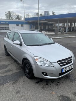 Prodám Kia cee'd SW CVVT EX, 1.6, 93 kW, 2008, LPG - 4
