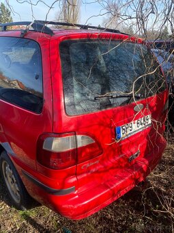 Ford galaxy - 4