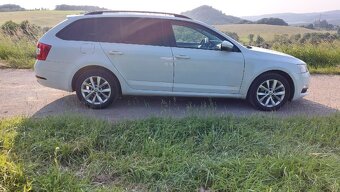 ŠKODA OCTAVIA 3 COMBI 1.6 TDI 85 KW - 4