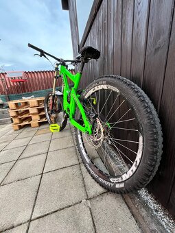 Giant glory dh 2009 - 4