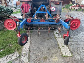 Obraceč a nahrabovač sena Ton - 4