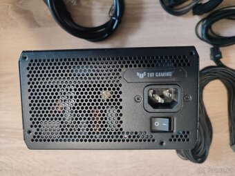 Zdroj Asus 1000 w. - 4