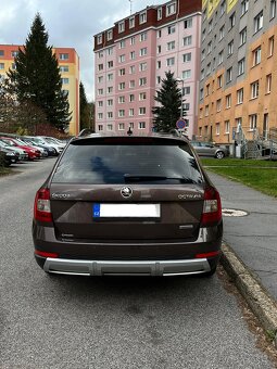 Škoda Octavia Scout III - 4