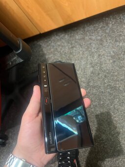 Huawei Mate XS top stav - 4