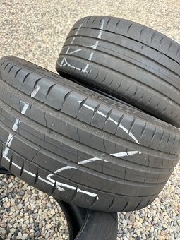 Letni pneu CONTINENTAL 225/40 R19 - 4