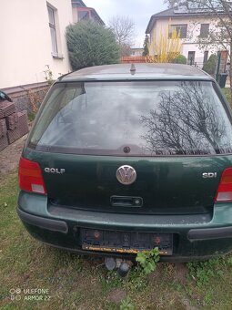 Golf 4 - 4