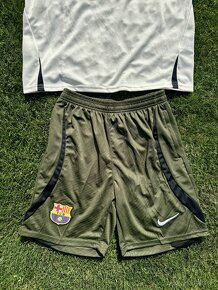 FC Barcelona training kit 2023/24 player’s edition - 4