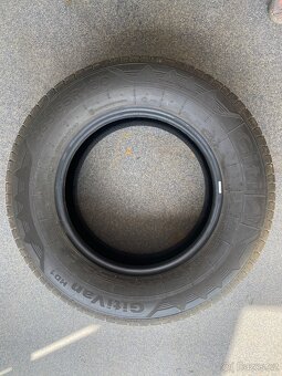 Nove letni Pneu 235/65R16C - 4