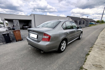 Subaru Legacy 2.0i 4x4 121kw, nová STK 5/2027, - 4