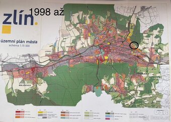 Prodej stavebního pozemku 1388m² Zlín - 4