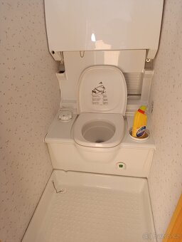 Obytný přívěs Knaus Azur - 4