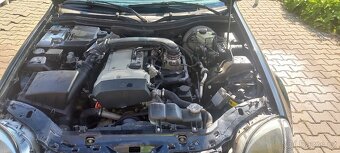 Mercedes benz SLK200 - 4