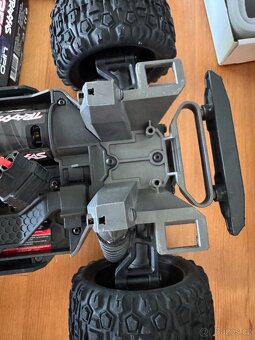 Traxxas Mini Maxx - 4
