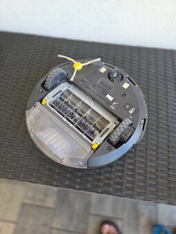 Prodám robotický vysavač Roomba 676 - 4