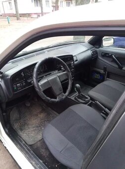 Passat B3 1.6 benzín/plyn - 4